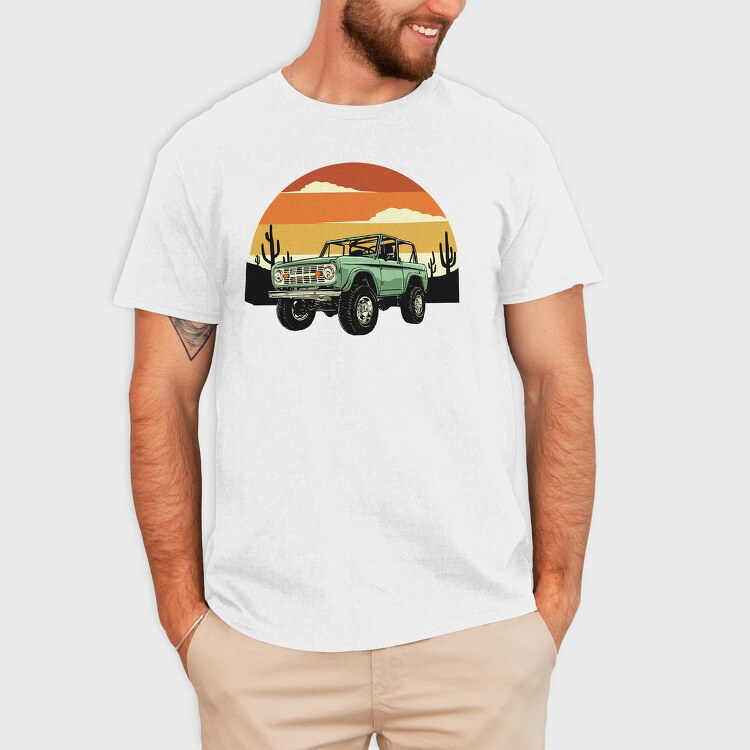 Desert Bronco Sunset, Tricou Barbati (Unisex)