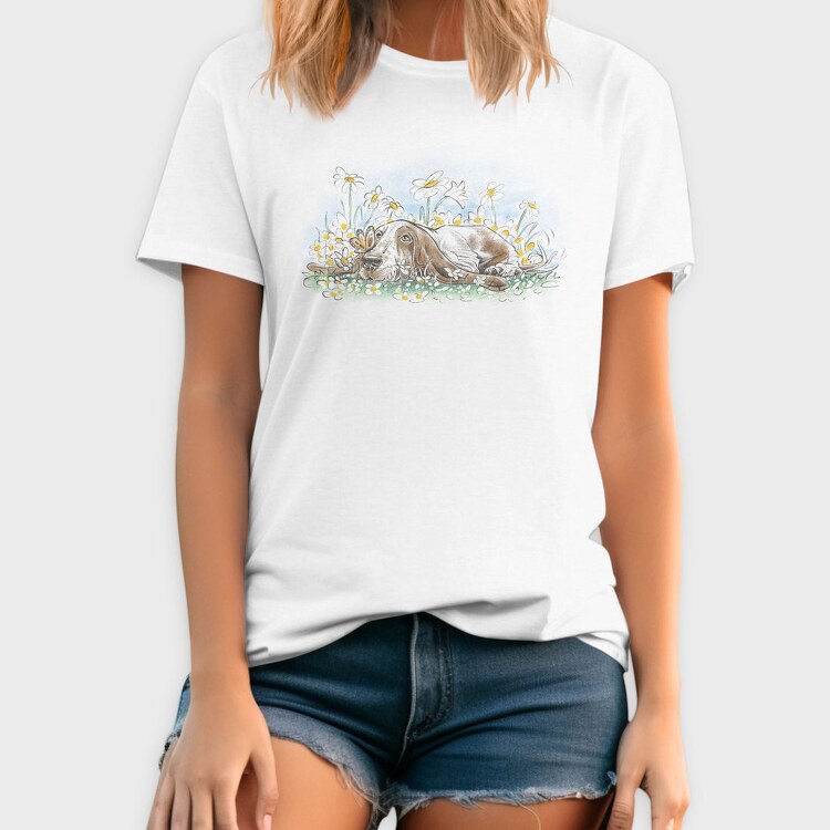 Dog On Flower Field Lying, Tricou Barbati (Unisex)