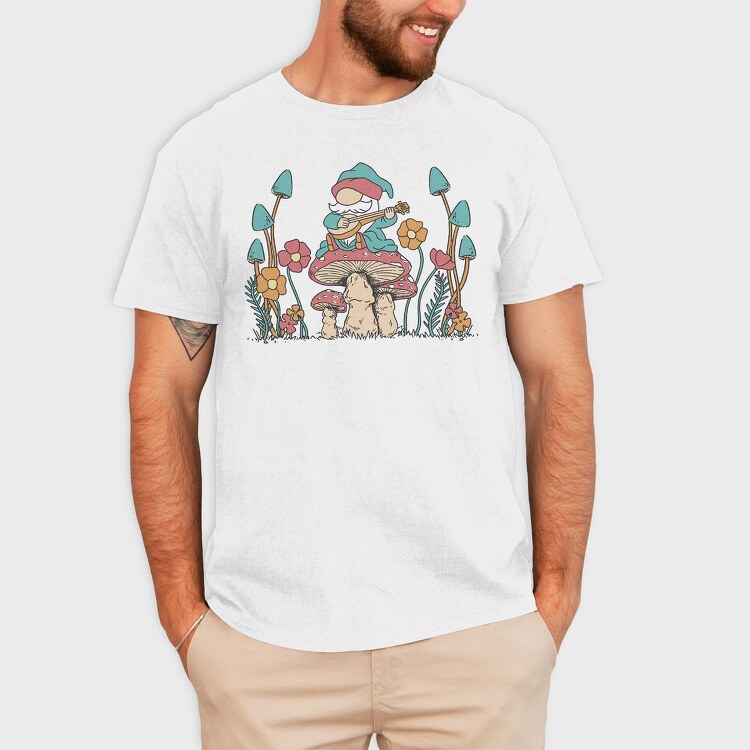 Hippie Gnome On Mushroom Banjo Cottagecore, Tricou Barbati (Unisex)