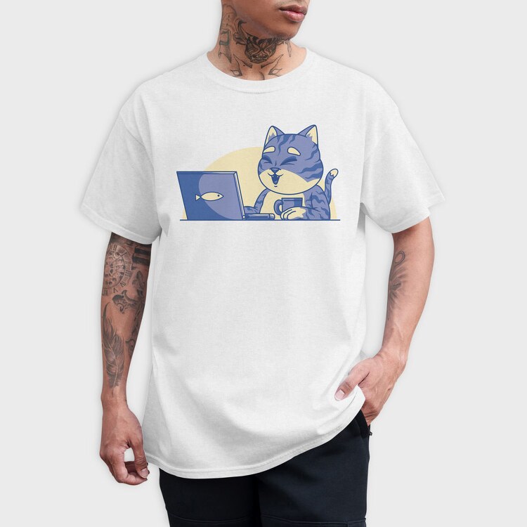 Cat In Front Of Computer, Tricou Barbati (Unisex)