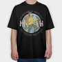 Man Hiking Over Planet Earth, Tricou Oversize Barbati (Unisex)