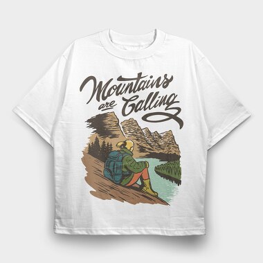 Woman Sitting On Glacier National Park, Tricou Oversize Barbati (Unisex)