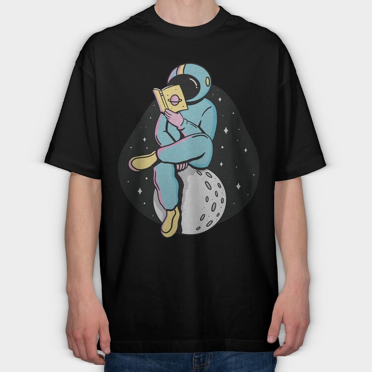 Astronaut Reading moon, Tricou Oversize Barbati (Unisex)