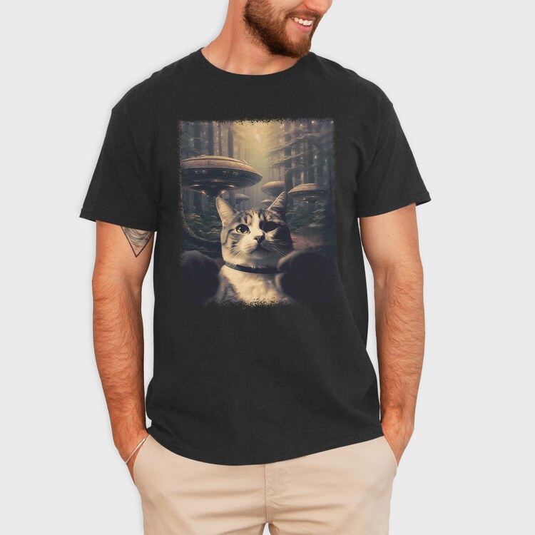 Cat With Alien Spaceships, Tricou Barbati (Unisex)