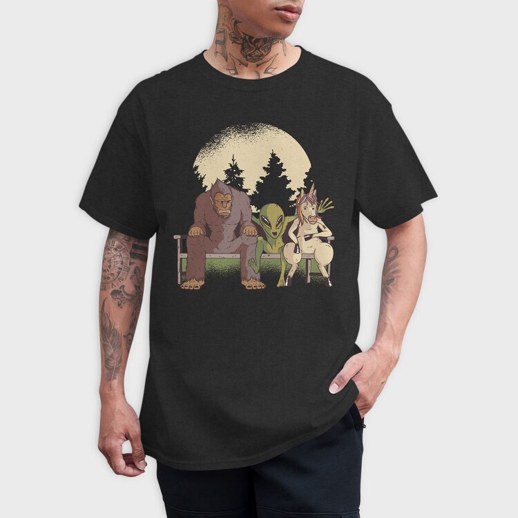 Bigfoot Alien Unicorn, Tricou Barbati (Unisex)