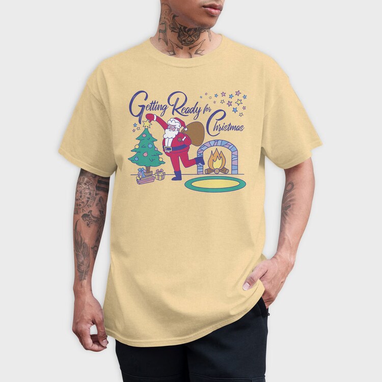 Santa Getting Ready for Christmas, Tricou Barbati (Unisex)