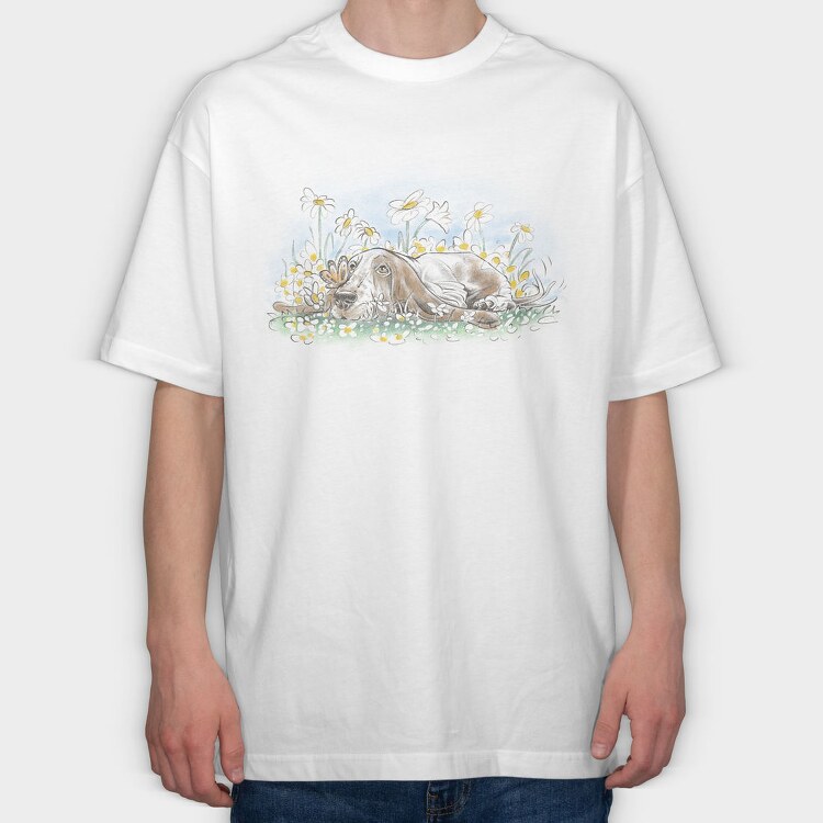 Dog On Flower Field Lying, Tricou Oversize Barbati (Unisex)