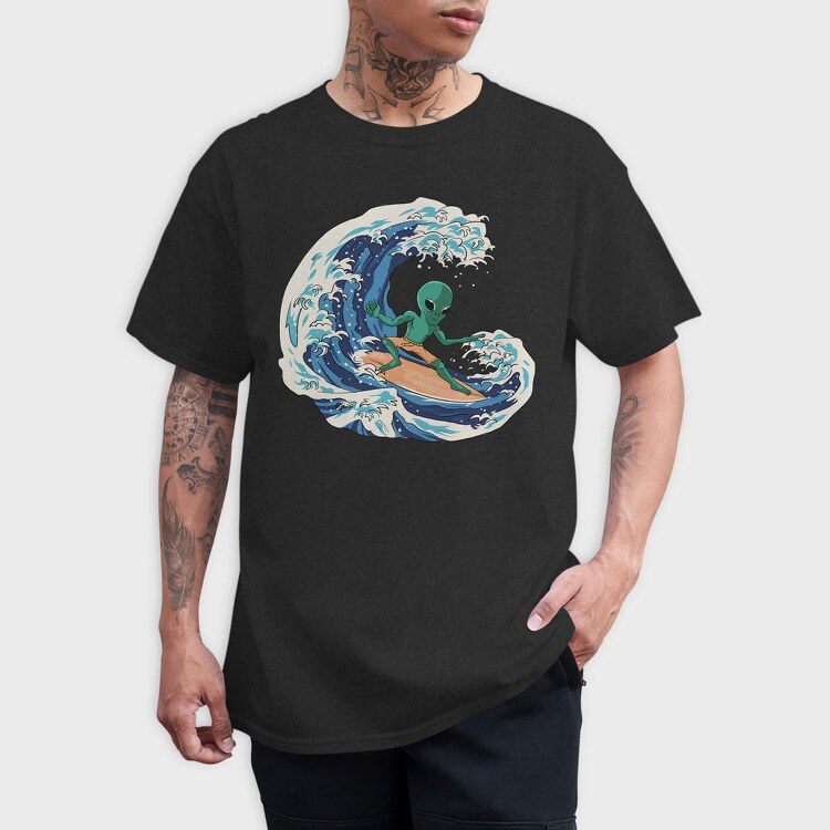 Surfing Alien, Tricou Barbati (Unisex)