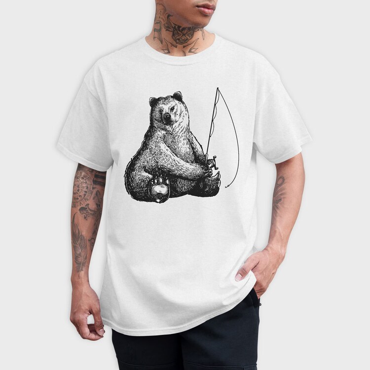 Hand Drawn Bear Fishing, Tricou Barbati (Unisex)