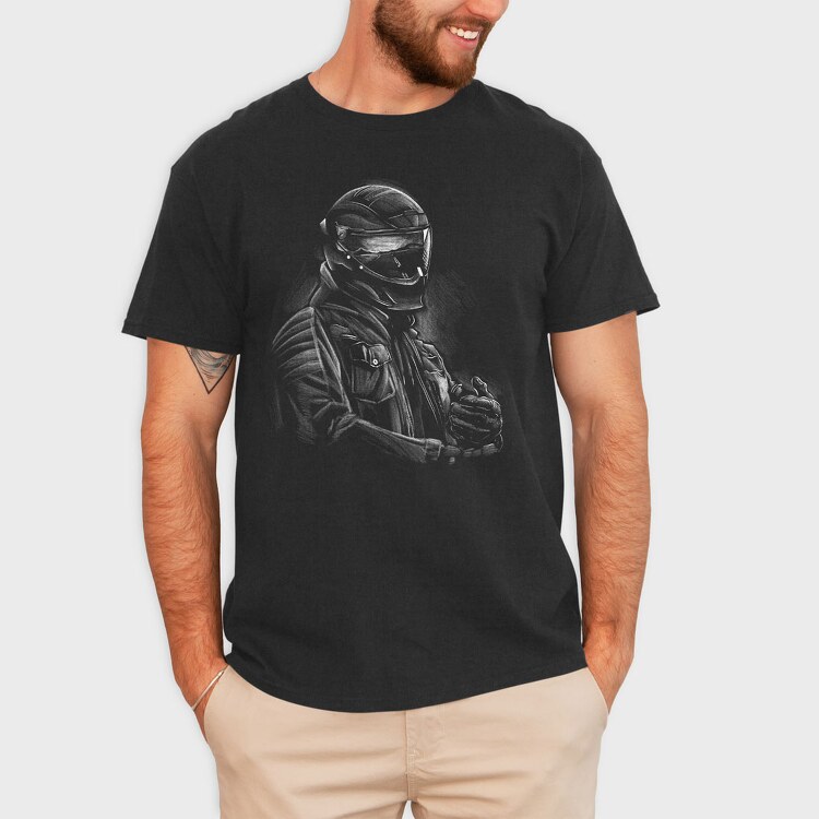 Helmet Rider Monochrome Portrait, Tricou Barbati (Unisex)