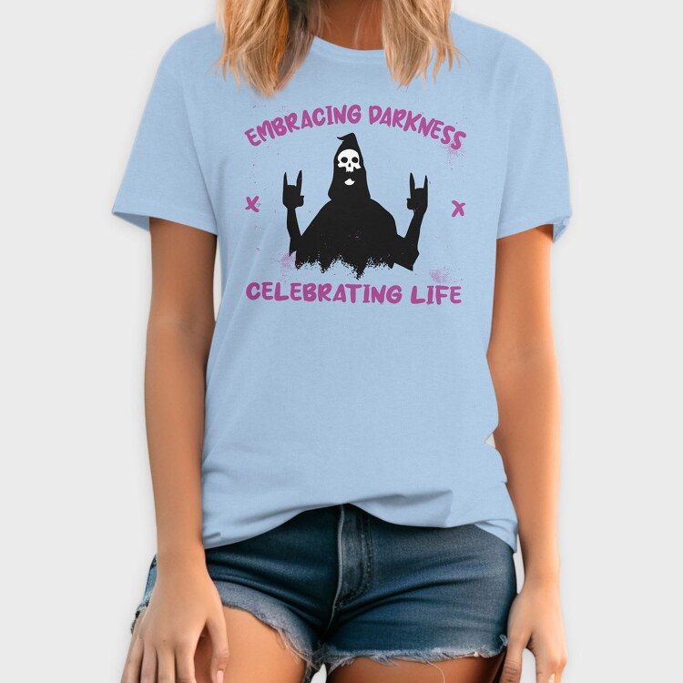 Embracing Darkness, Tricou Barbati (Unisex)