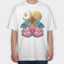 Moth Insect With Lunar Flowers, Tricou Oversize Barbati (Unisex)