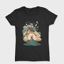 Magical Bug Creature Cottagecore Man, Tricou Femei